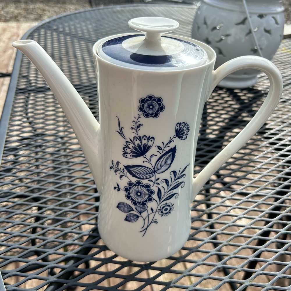 VINTAGE MITTERTEICH BAVARIA GERMANY RHAPSODY IN BLUE PORCELAIN TEA POT-RARE-HTF